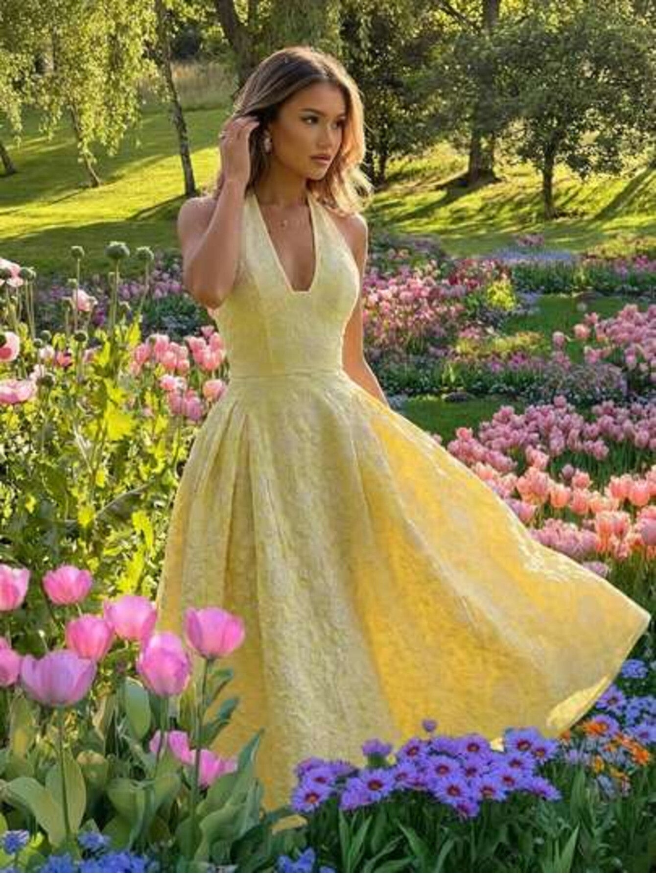Glamine Charm Vintage 3D Embossed Floral V-Neck Sleeveless Flared Dress Dresses Summer Clothing Women Birthday Outfit
