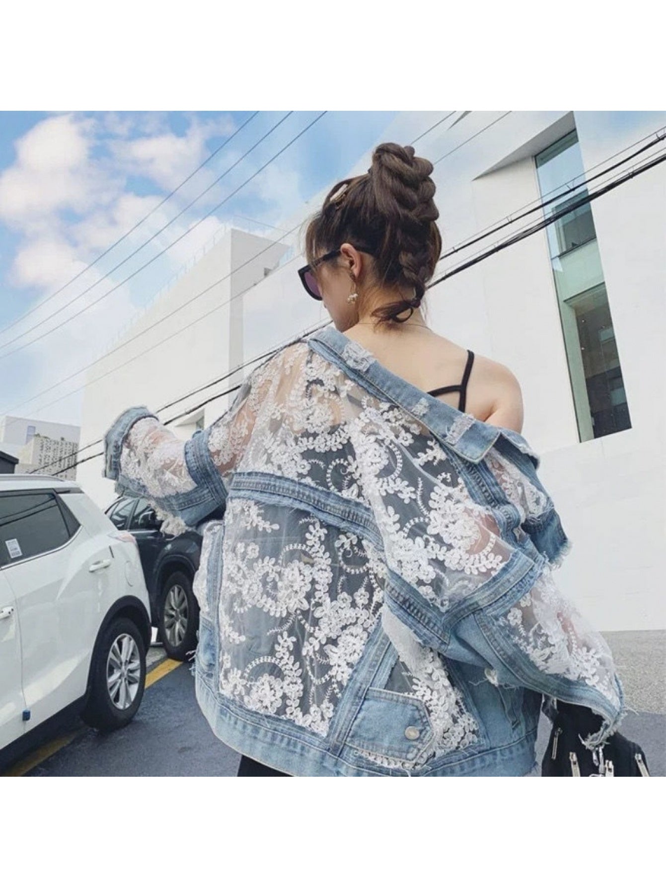 Women' Vintage Distressed Denim Jacket Short with - Mesh & Lace Panel Short Jacket Suitable for Spring\u002FAutumn, Casual Outerwear, Hand Washable Retro Style