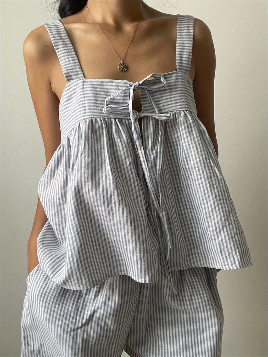 Summer Women Camisole, Sleeveless Tops Tie-up Backless Solid Summer Vest for Party Club